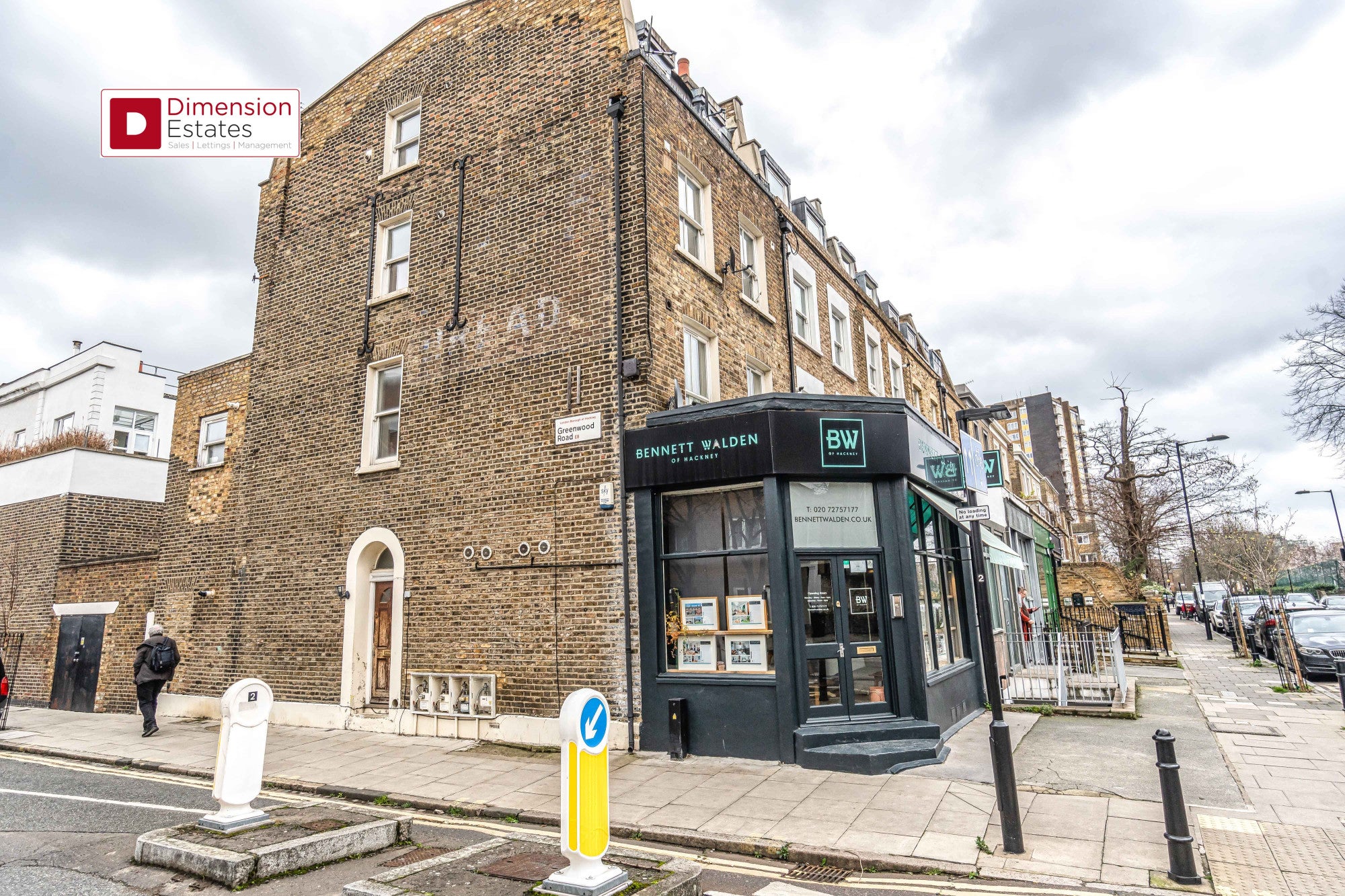 Flat Richmond Road in Greater London