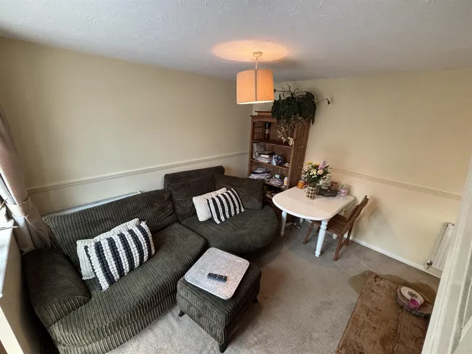House Canterbury Close in Cherwell District