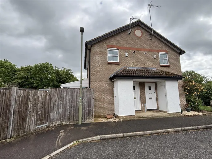 House Canterbury Close in Cherwell District