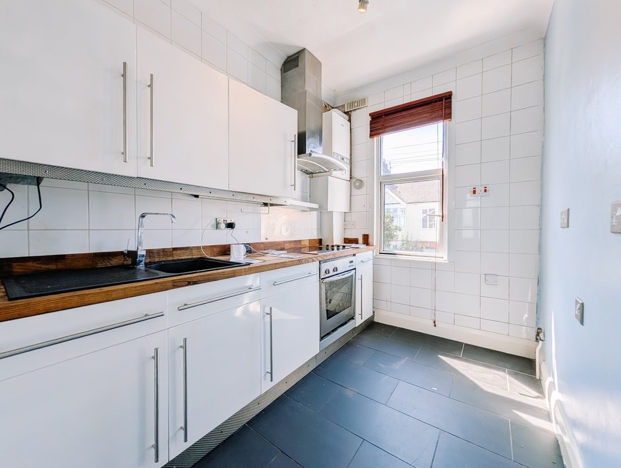 Flat Southview Drive in Southend-on-Sea
