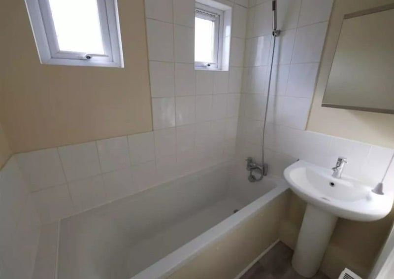Room Sherrington Road in Ipswich