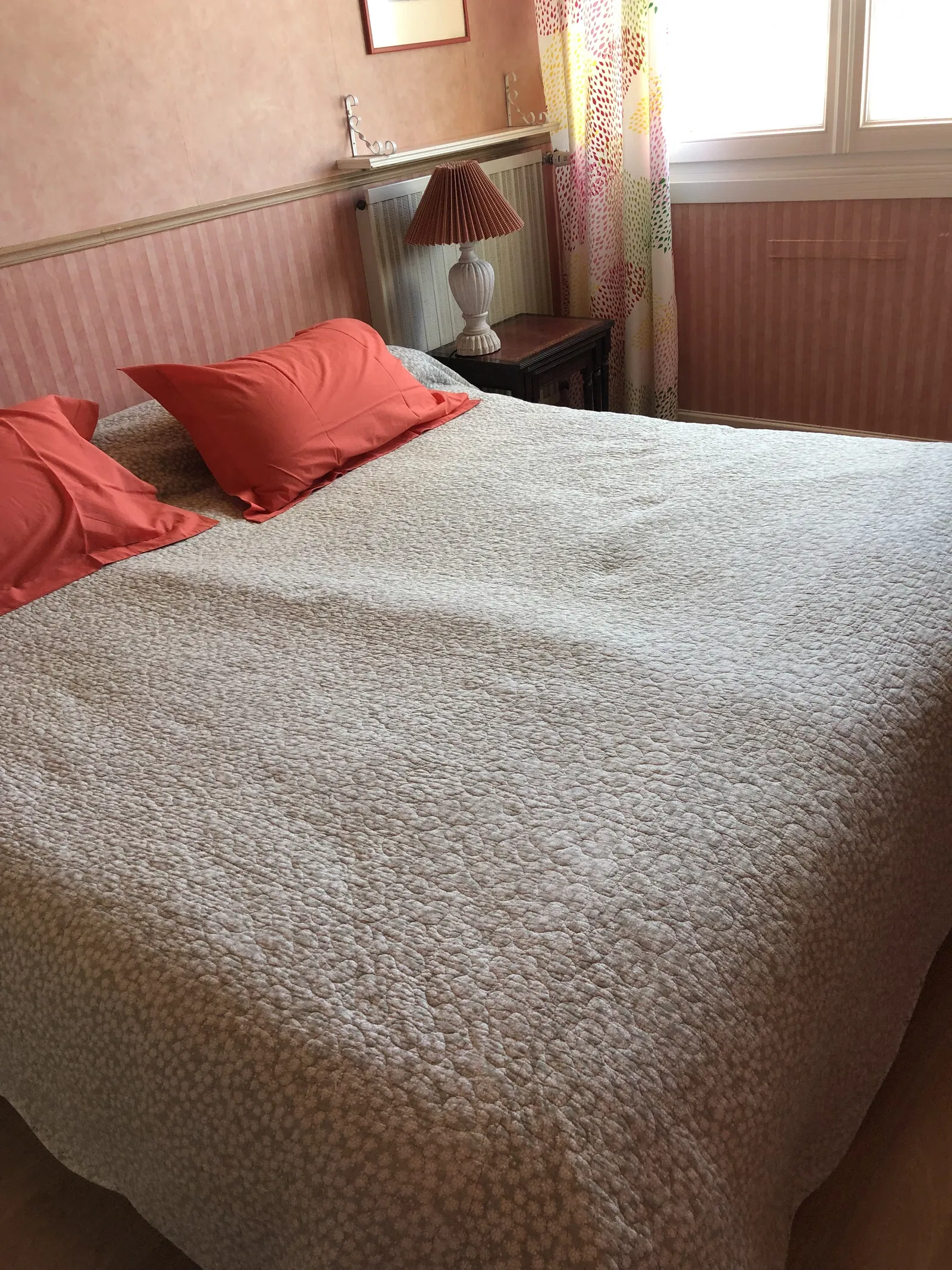 Chambre Rue de Longchamp à Vichy