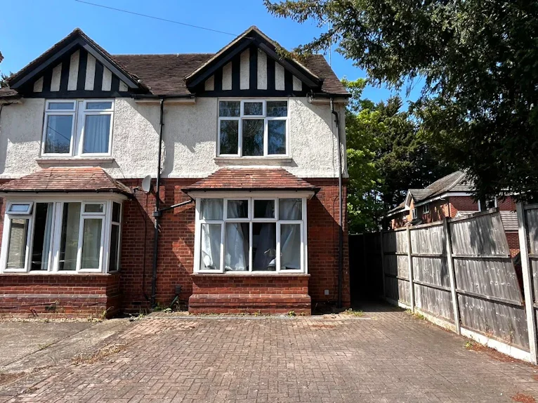 House Northumberland Avenue in Reading