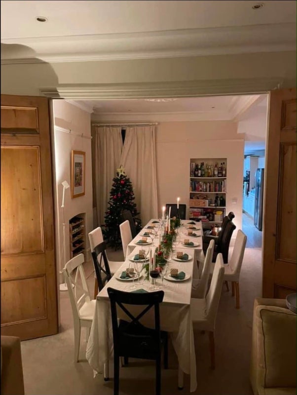 Room Grandison Road in Greater London