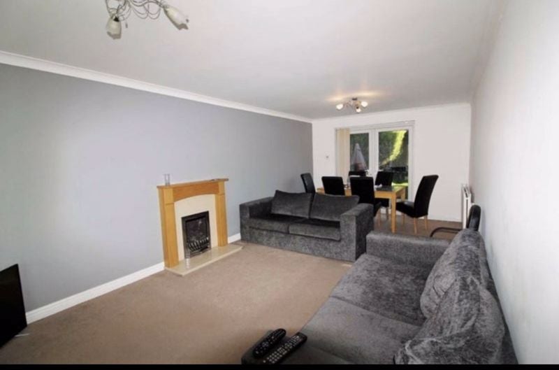 Room Cadman Drive in Priorslee Village