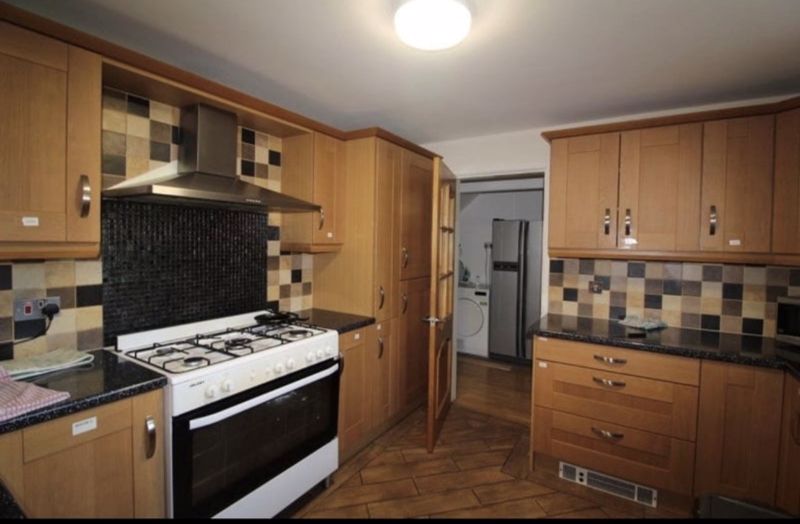Room Cadman Drive in Priorslee Village