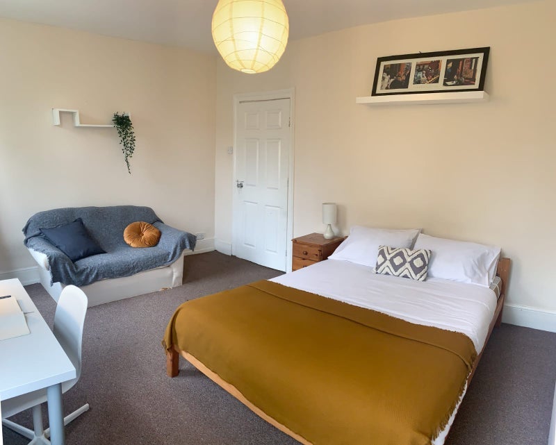 Room Ethel Street in Greater London