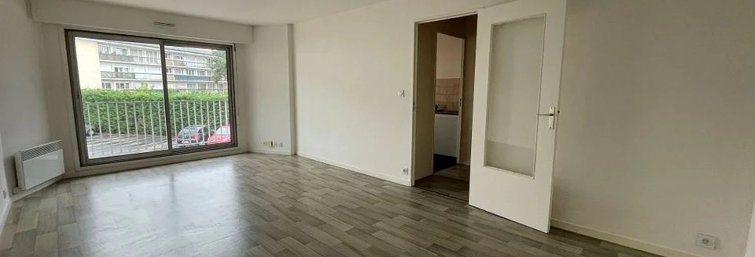 Flat Rue de la Hache in Caen