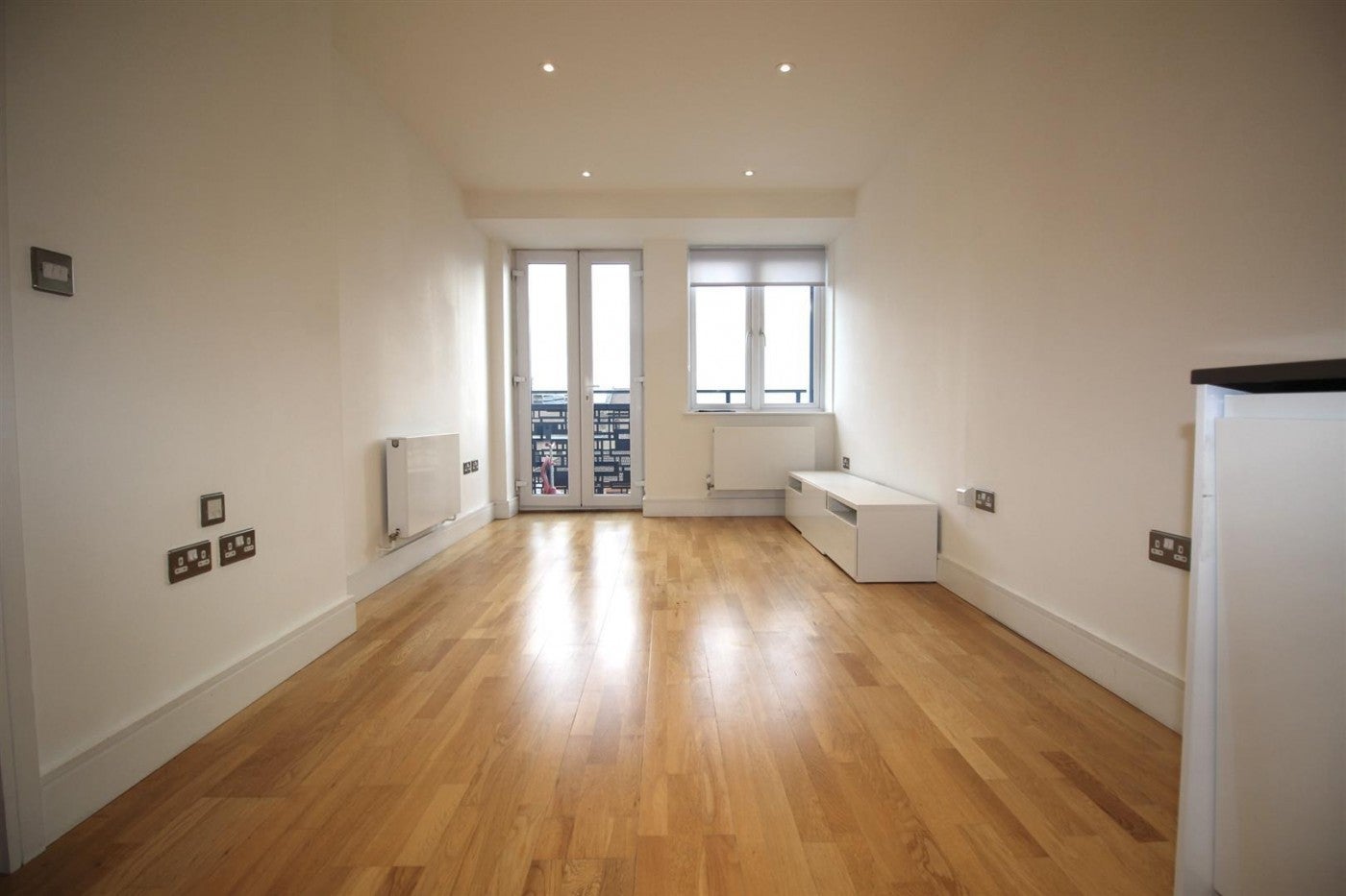 Flat Swanfield Road in Waltham Cross