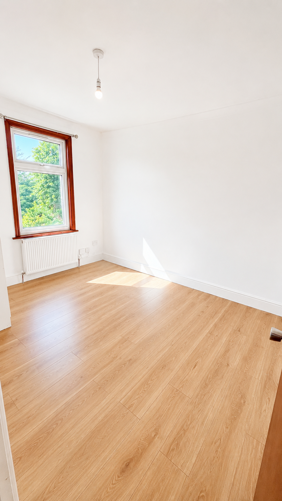 Flat Aldborough Road South in Greater London