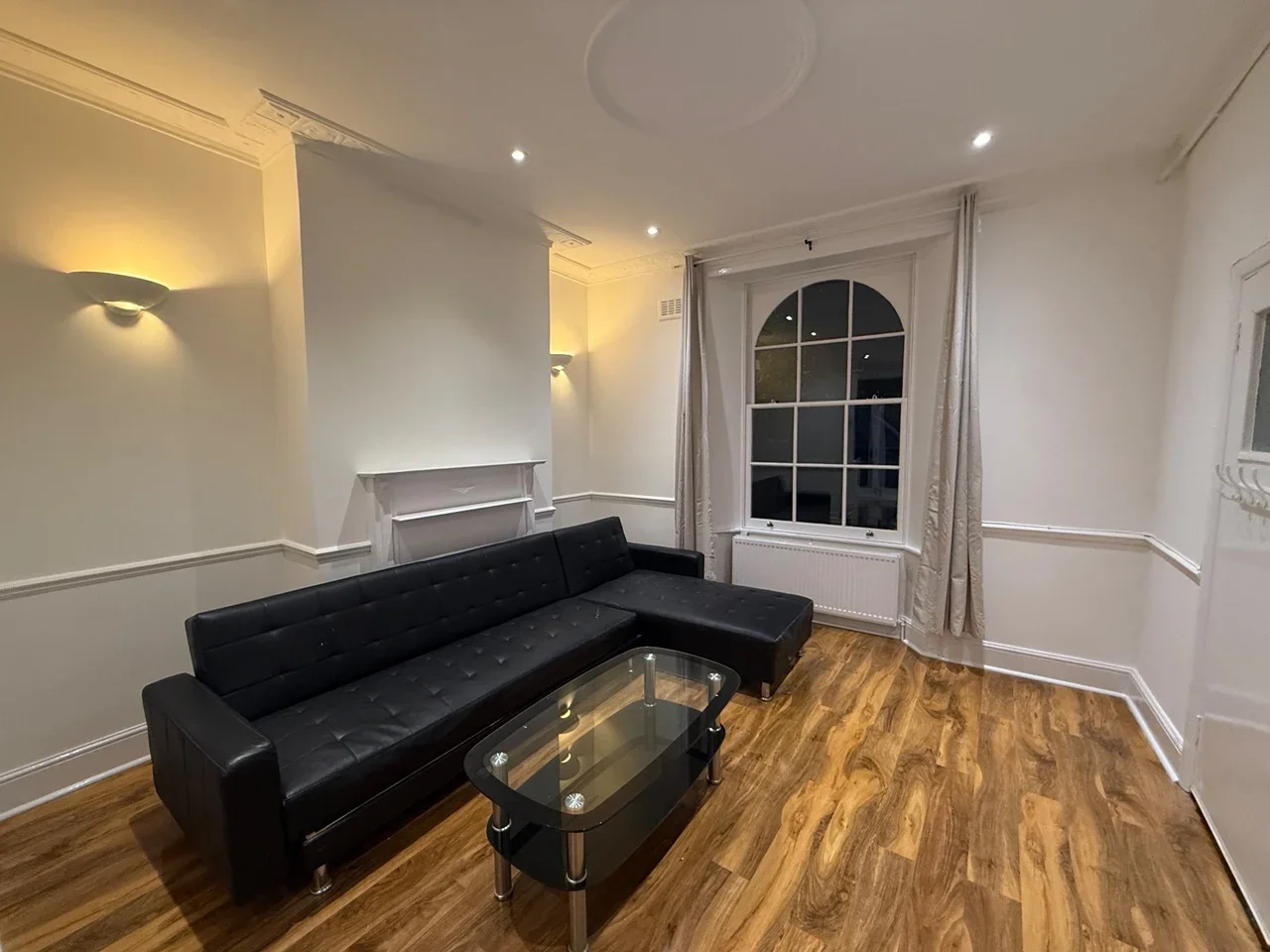Flat Camberwell New Road in Greater London