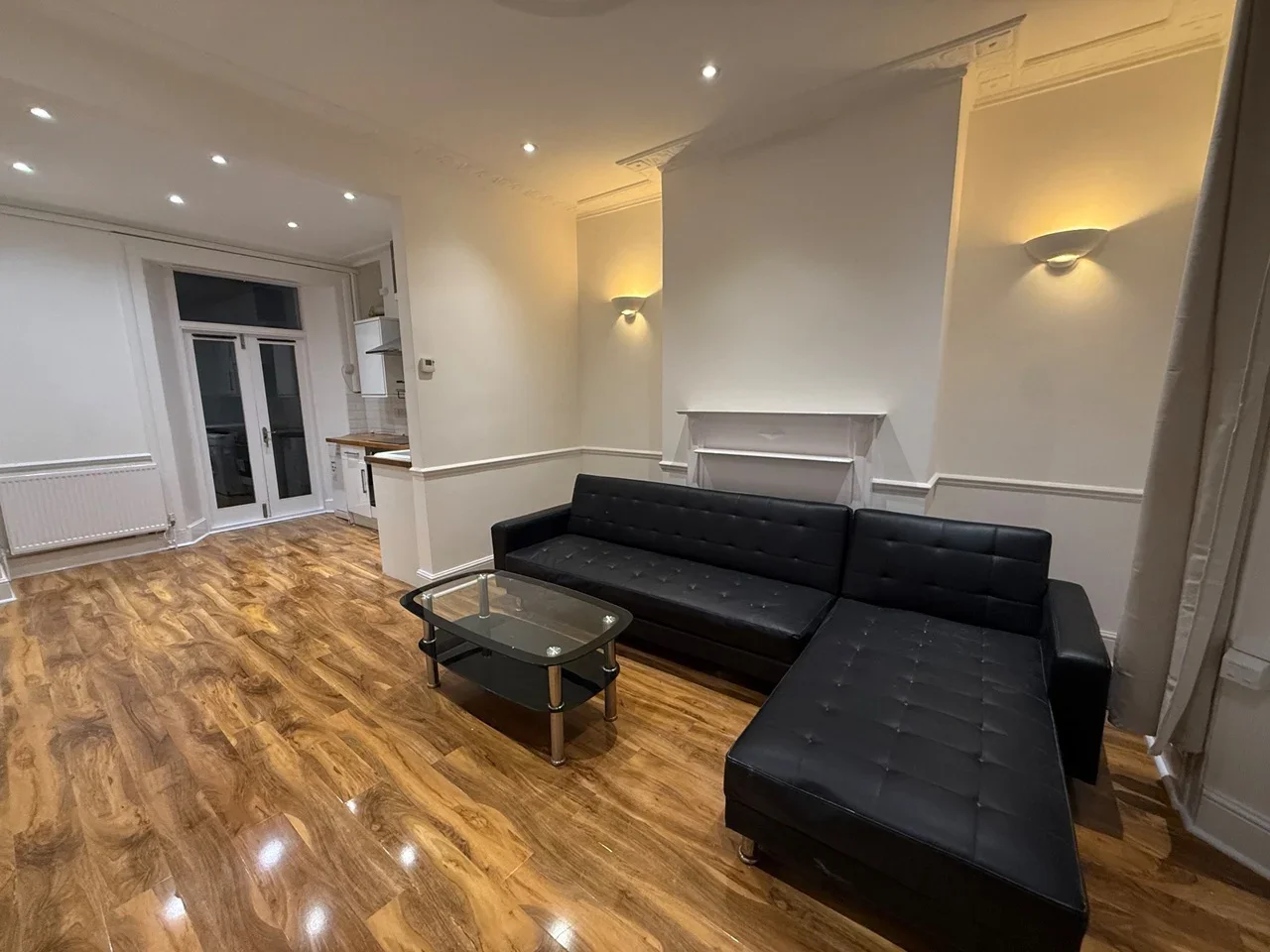Flat Camberwell New Road in Greater London
