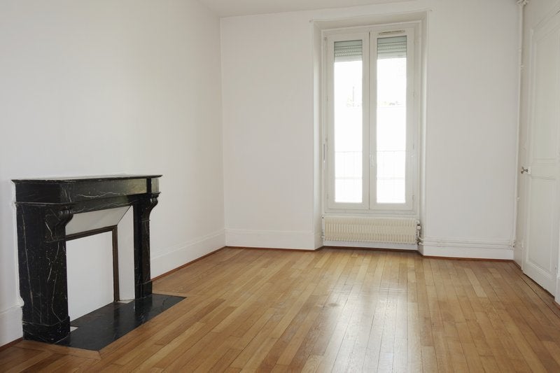 Appartement Rue de la Maison Blanche à Reims