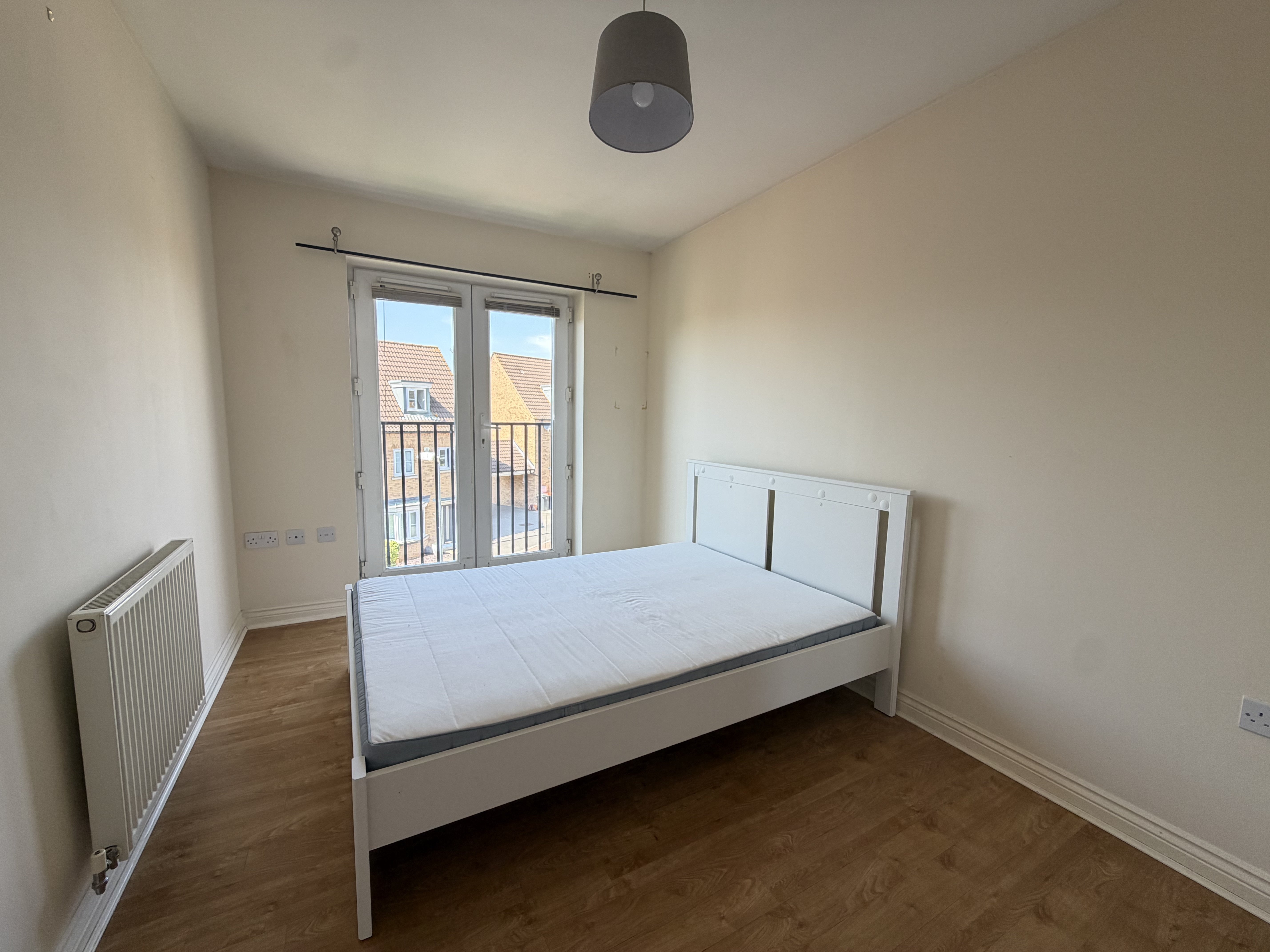 Flat Sandpiper Way in Leighton Buzzard