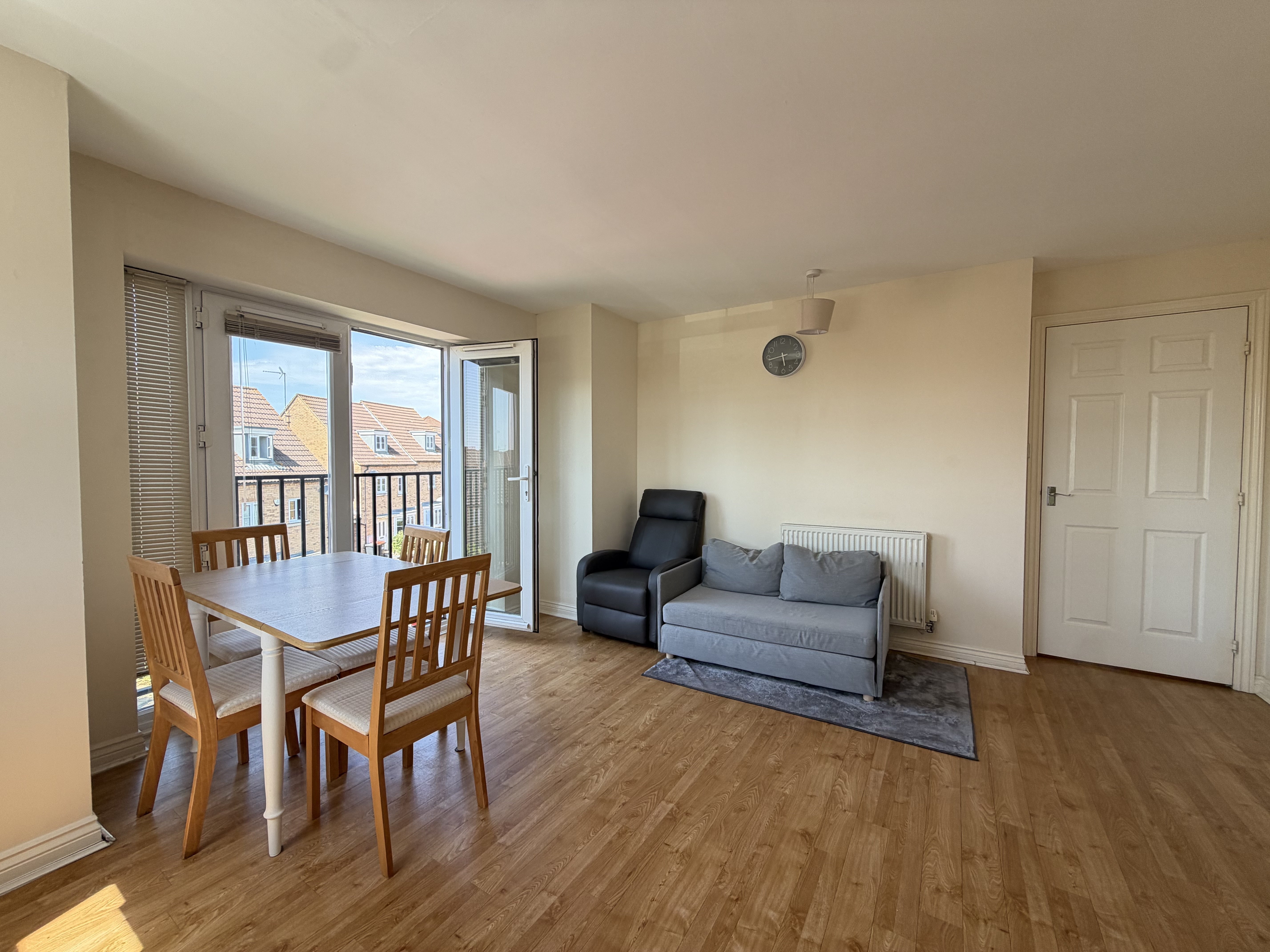 Flat Sandpiper Way in Leighton Buzzard