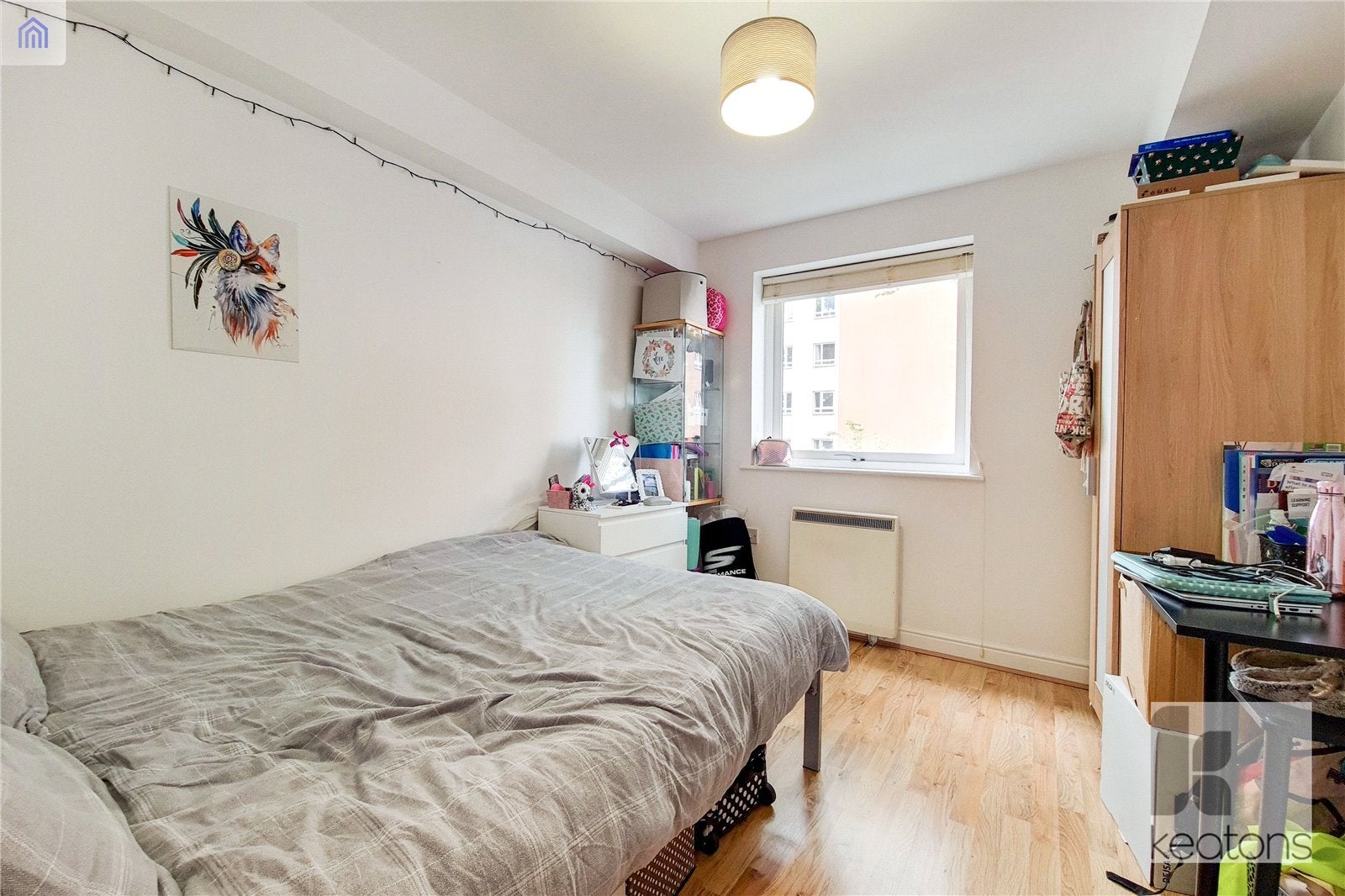 Flat Bruford Court in London