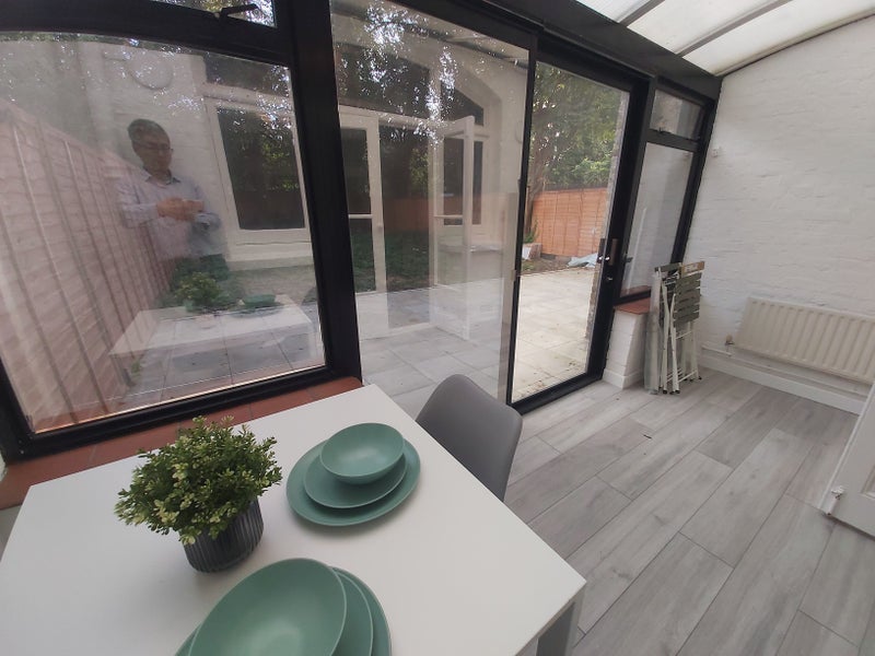 Room Beech House Road in Greater London