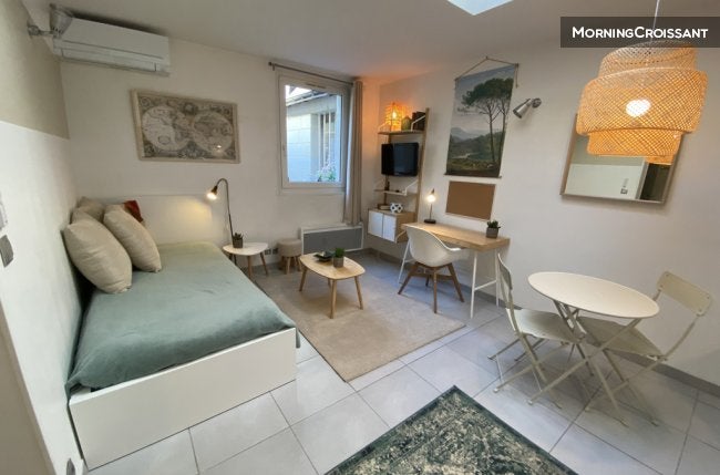 Appartement Place Gaston Paillhou à Tours