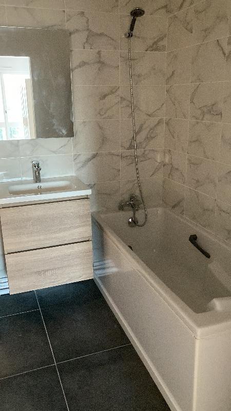 Room Rue des Treilles in Libourne