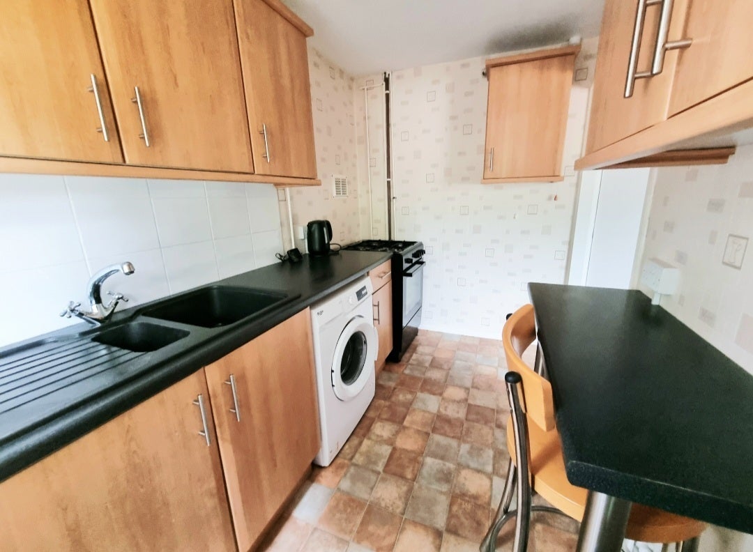Flat Vardon Road in Stevenage