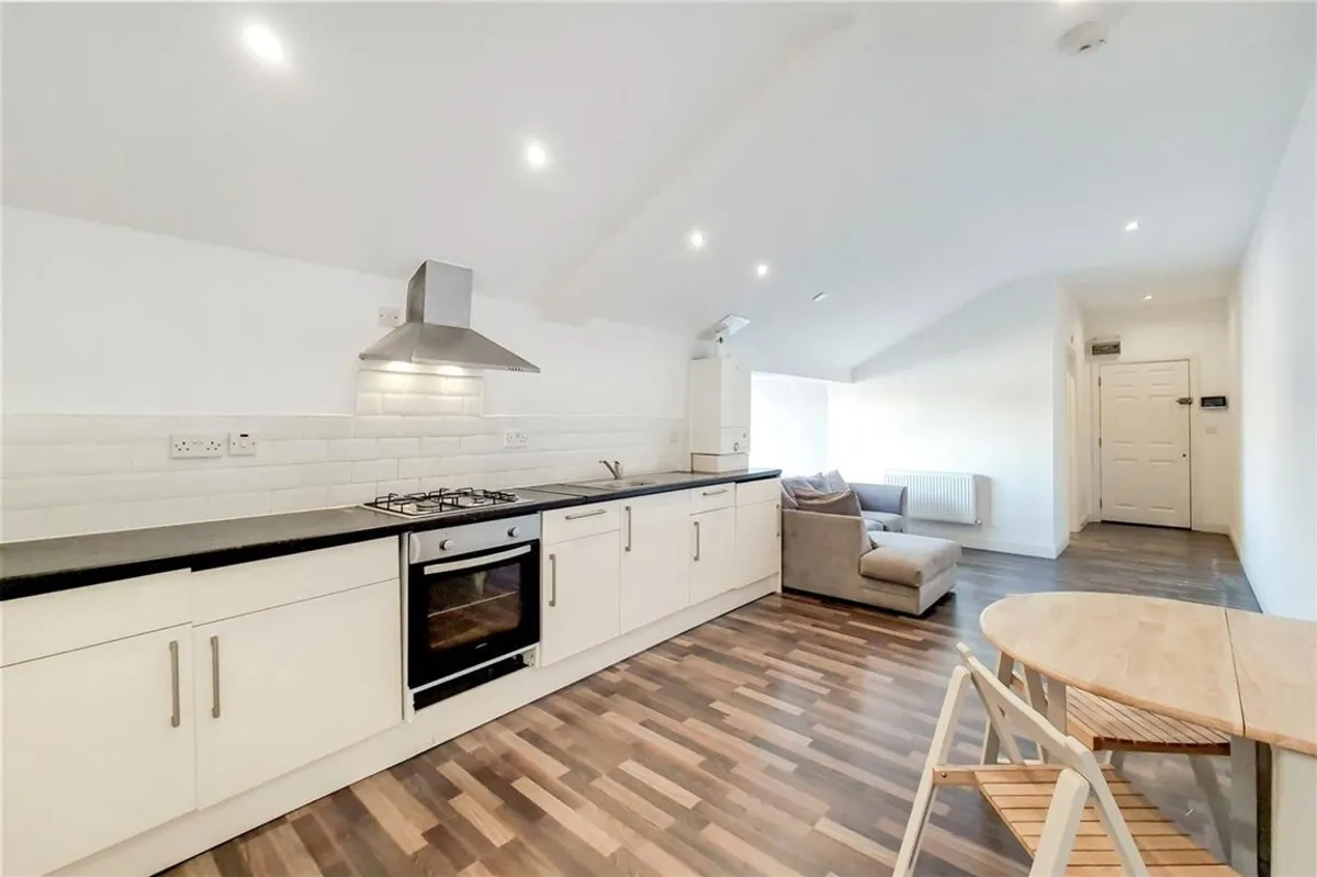 Flat King Street in Greater London