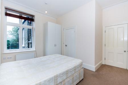Flat Cranworth Gardens in Greater London