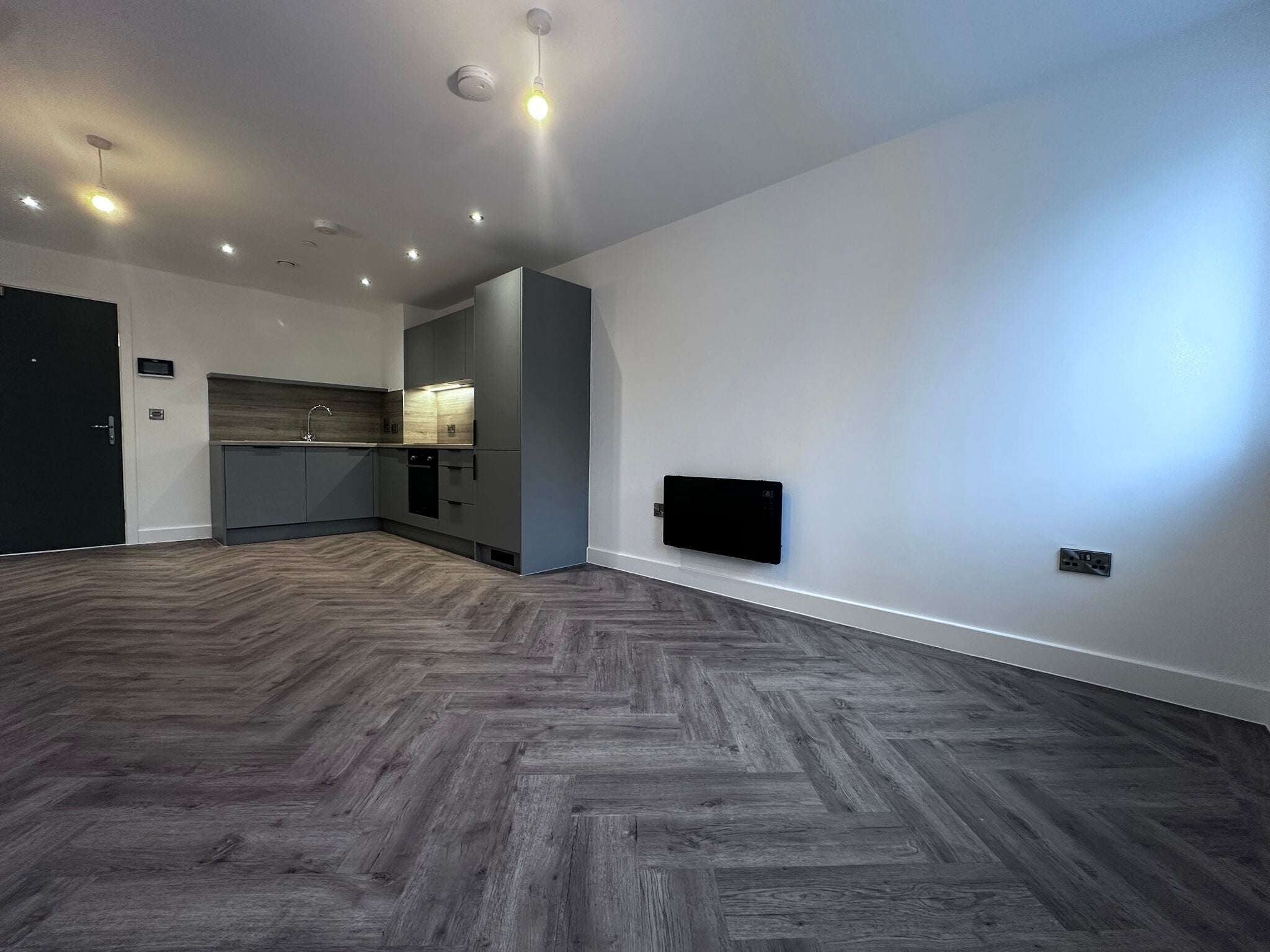 Flat Coventry Road in Birmingham