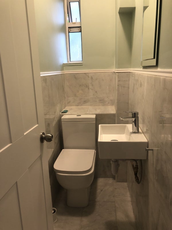 Room South Road in Greater London