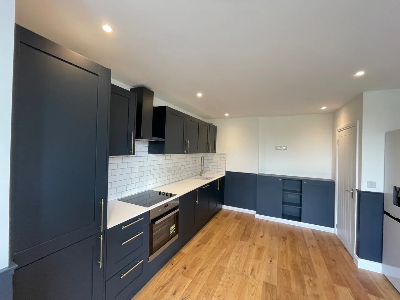 Flat Woodbridge Road in Guildford