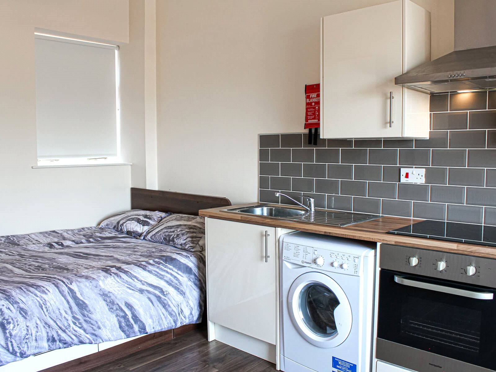 Flat Clarendon Road in Leeds