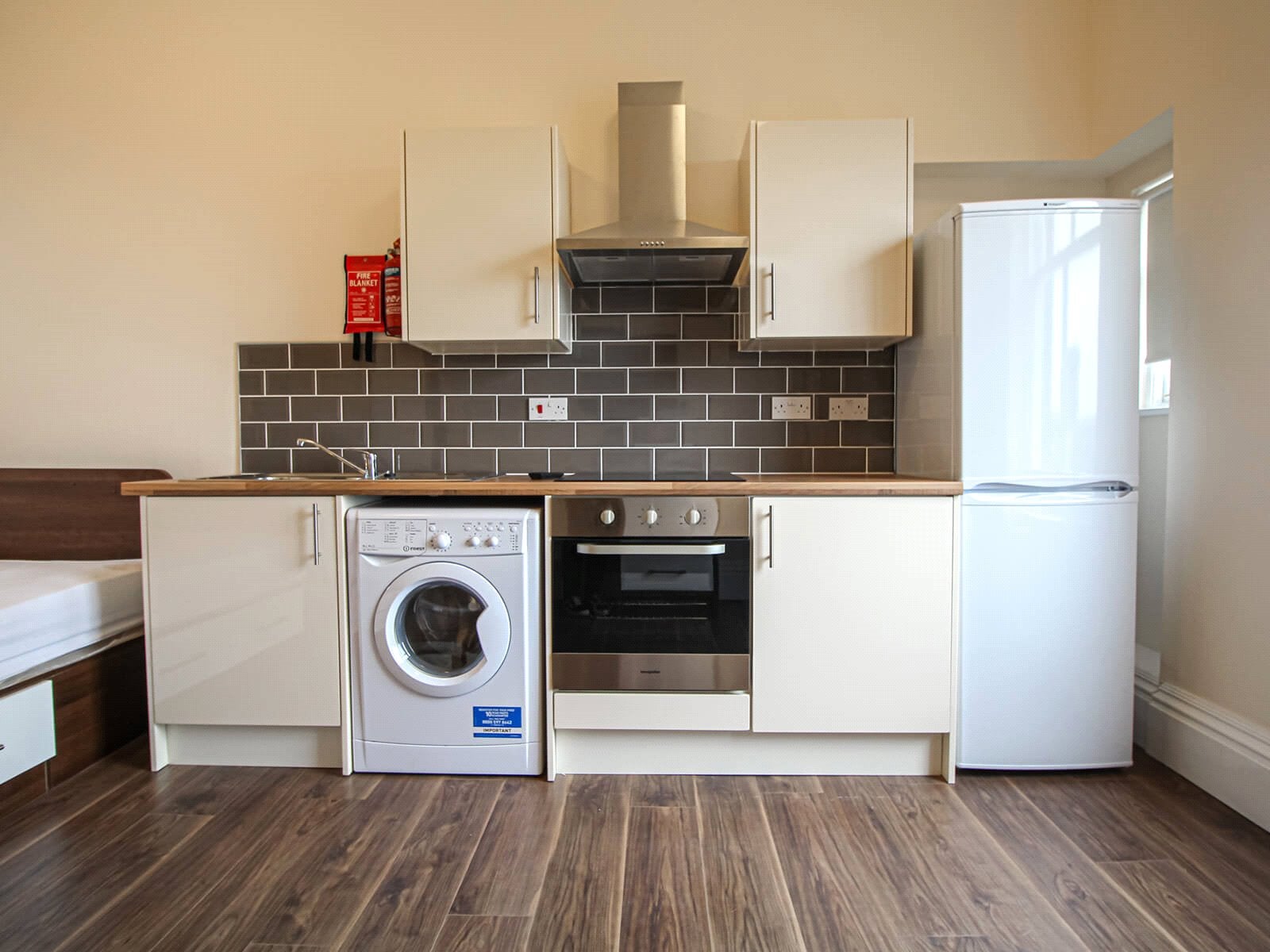 Flat Clarendon Road in Leeds