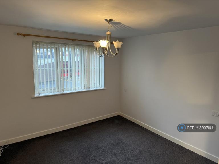 Flat Cross Street in Sandwell