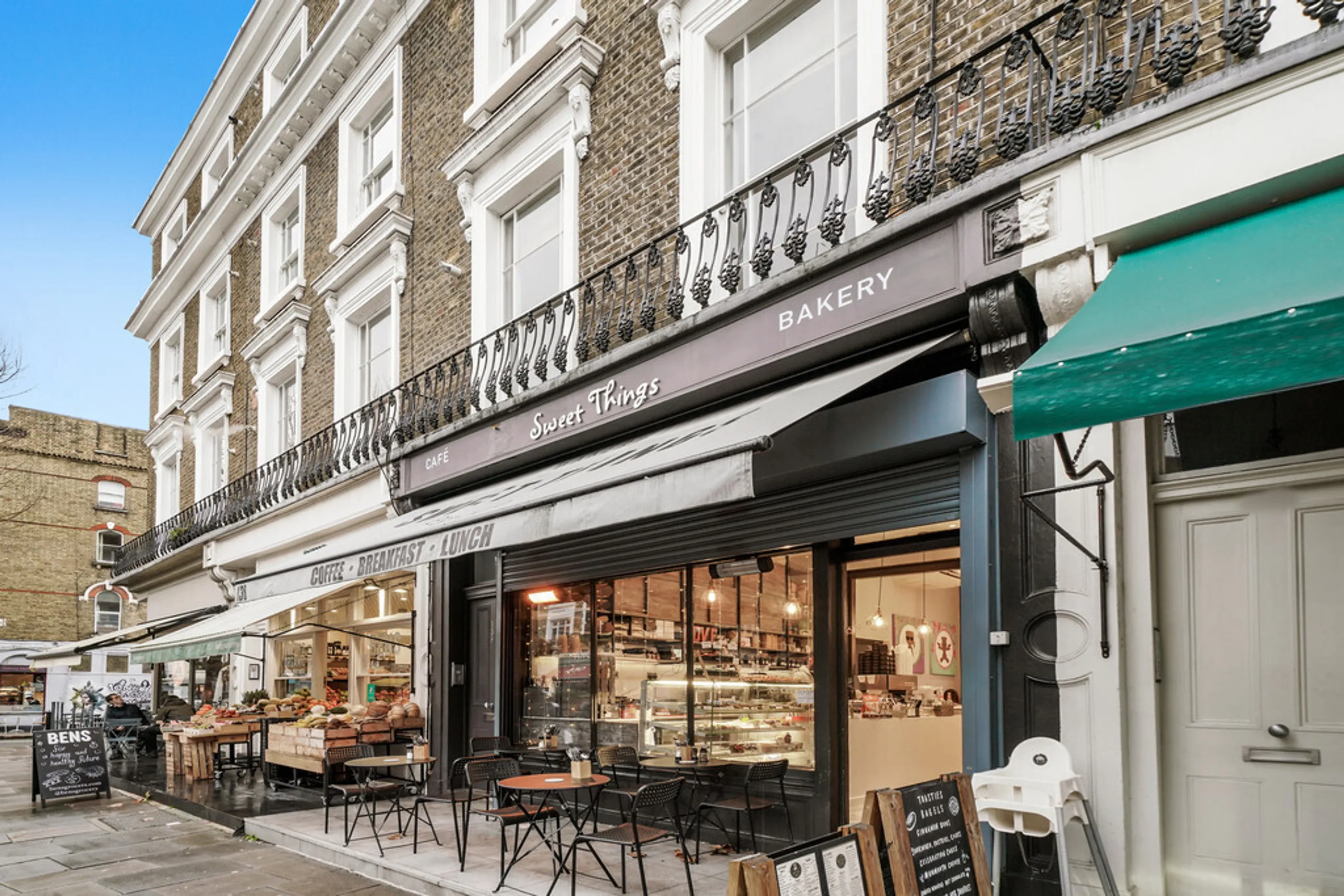 Flat Regent's Park Road in Greater London