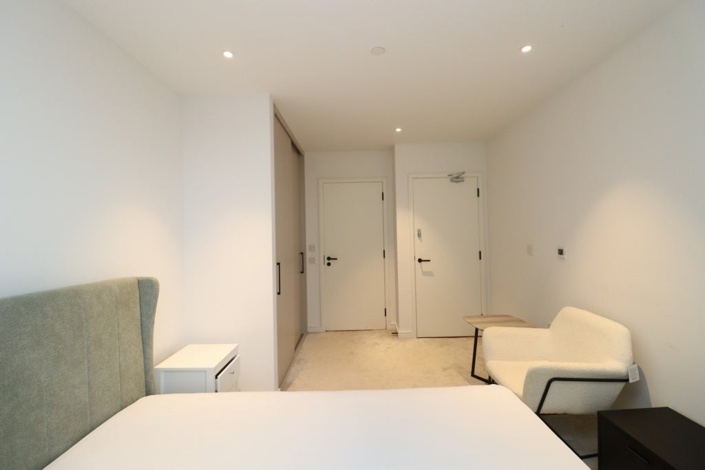 Room Globe Road in Greater London