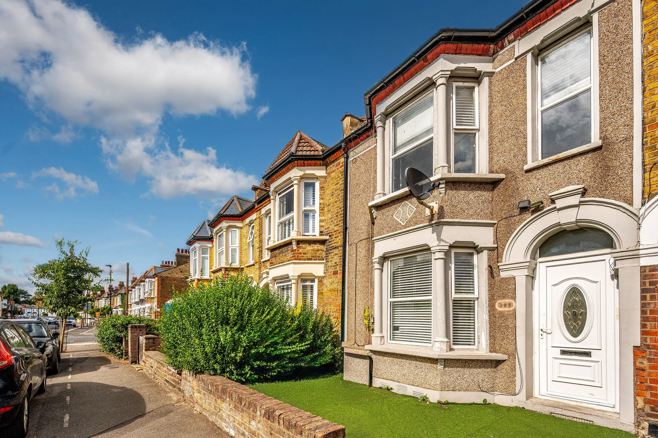 House Leahurst Road in Greater London