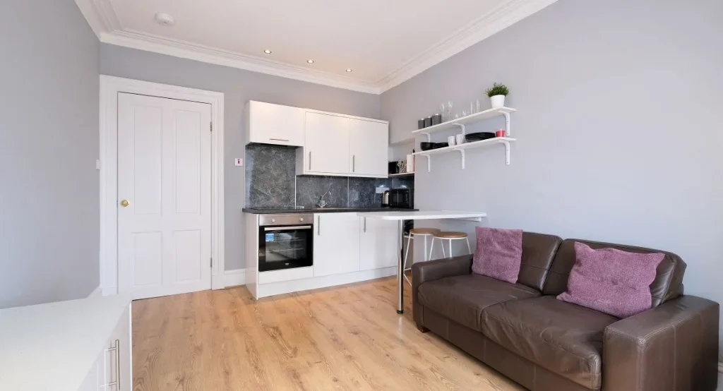 Flat Broomhill Road in Aberdeen City