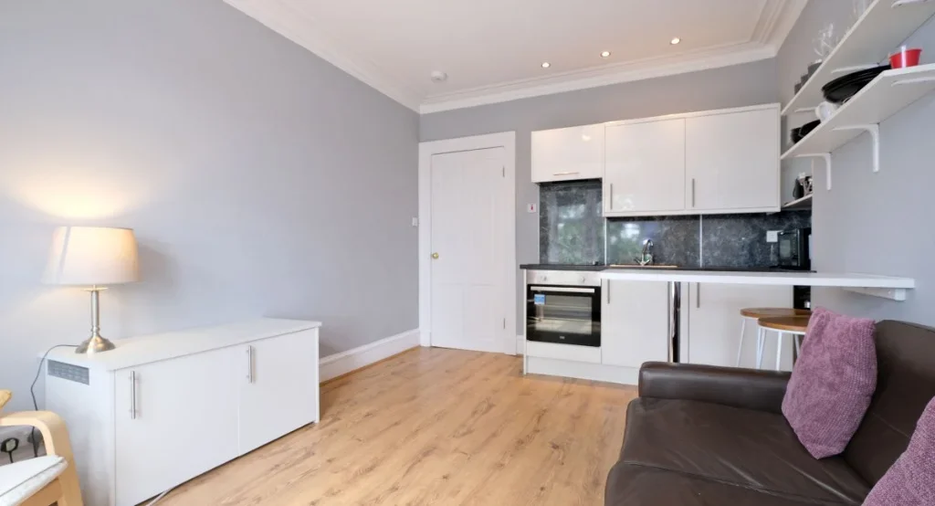 Flat Broomhill Road in Aberdeen City