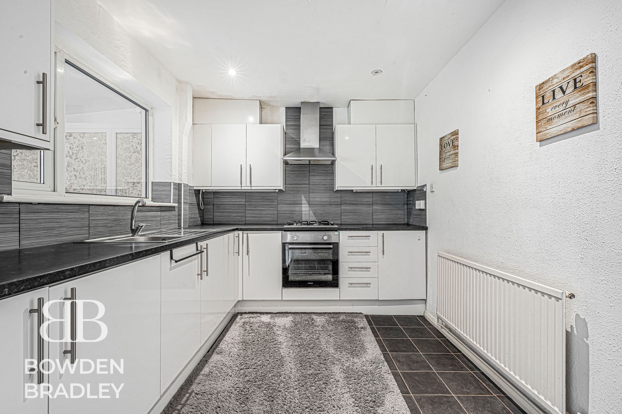 House Manford Way in Greater London