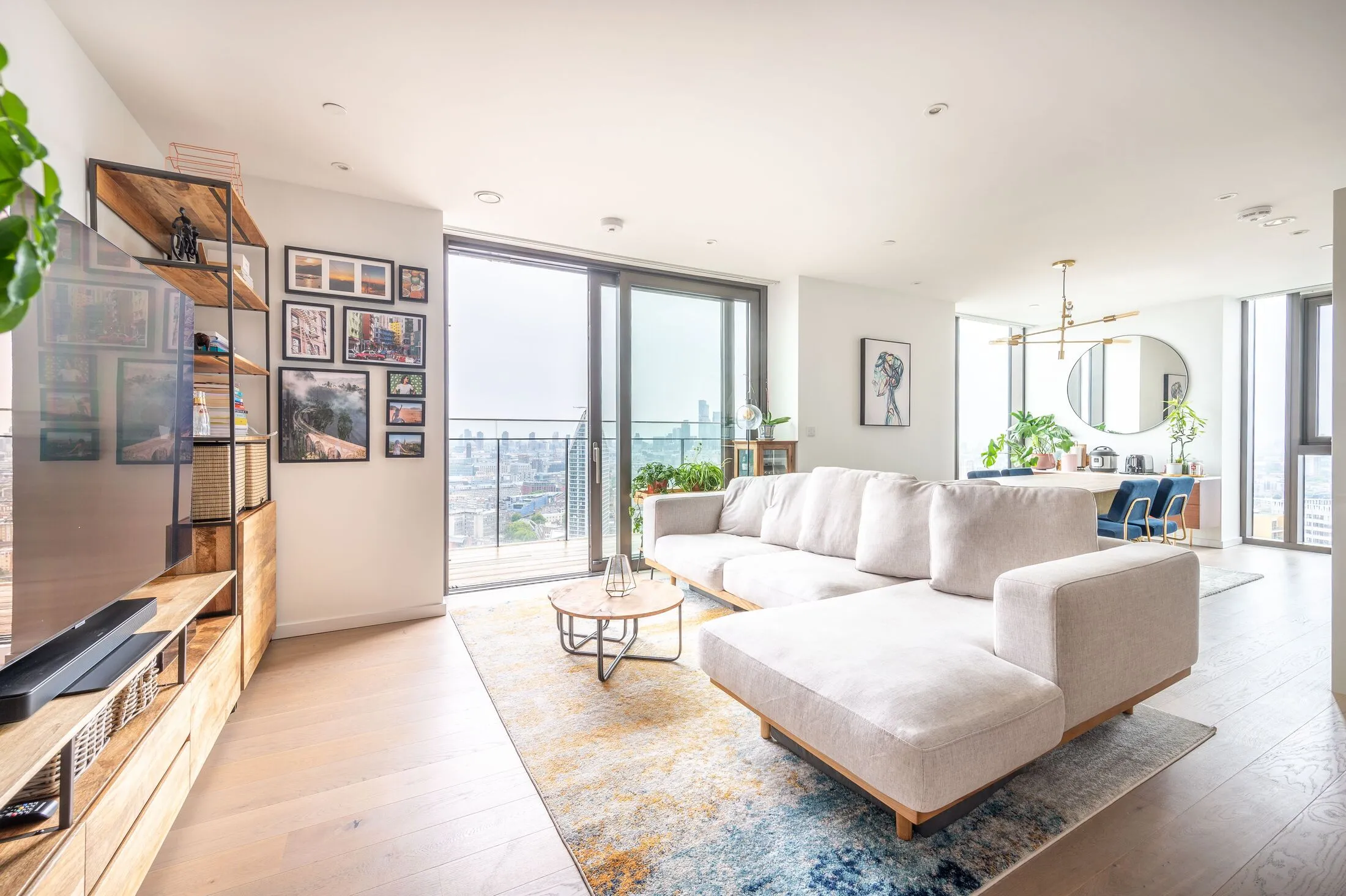 Flat St. Gabriel Walk in Greater London