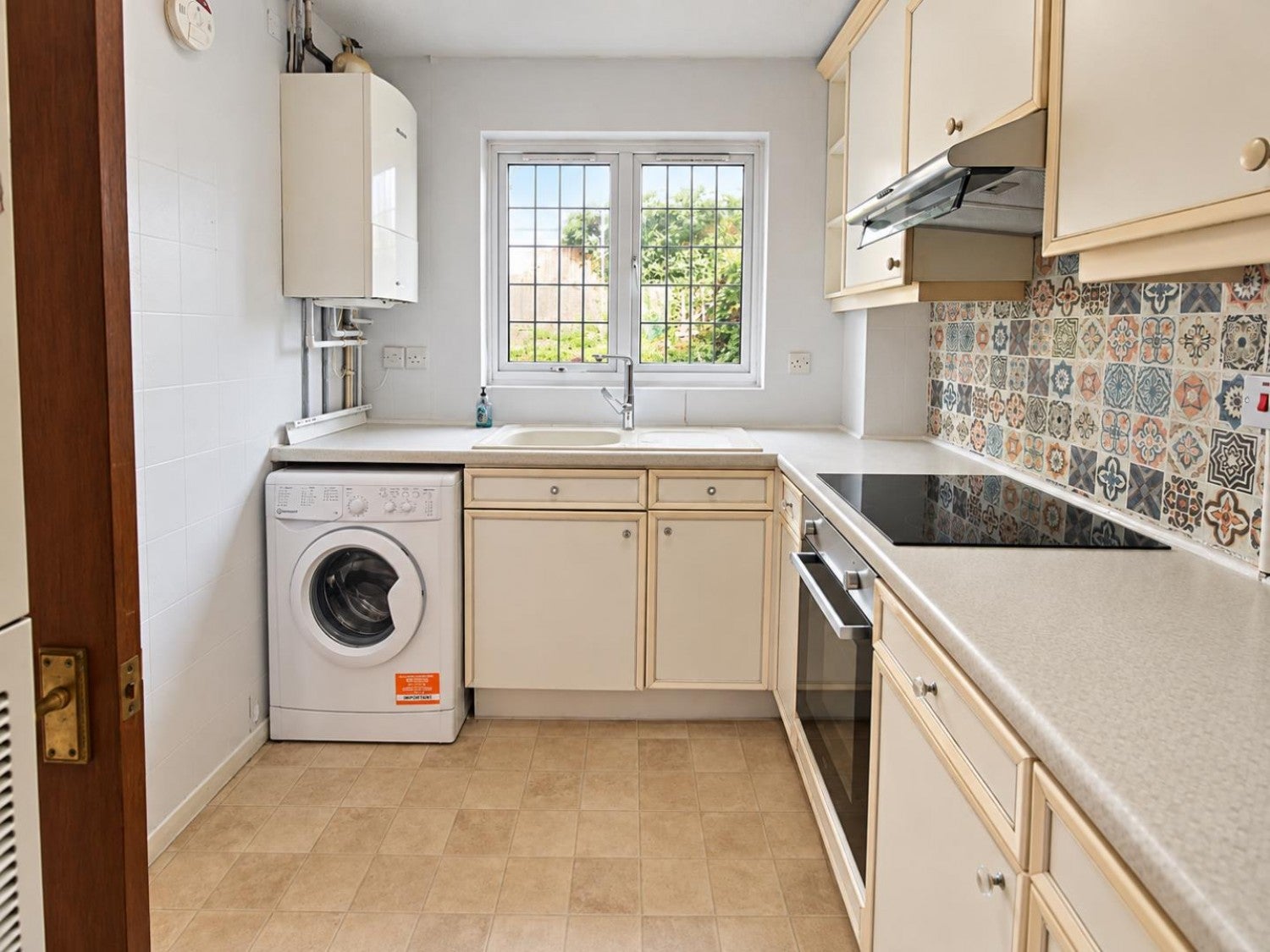 House Myrtle Close in Greater London