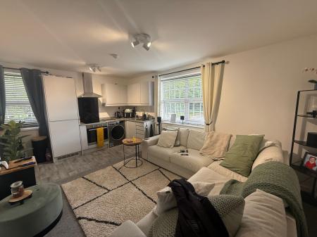 Flat The Spinney in Ashfield