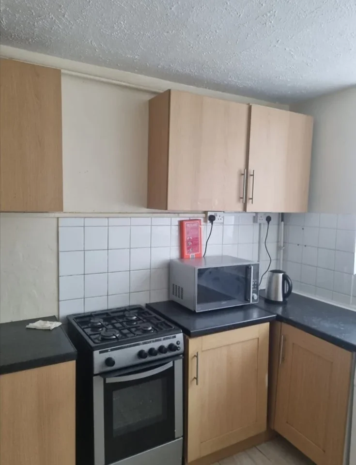 Room St James's Crescent in Greater London
