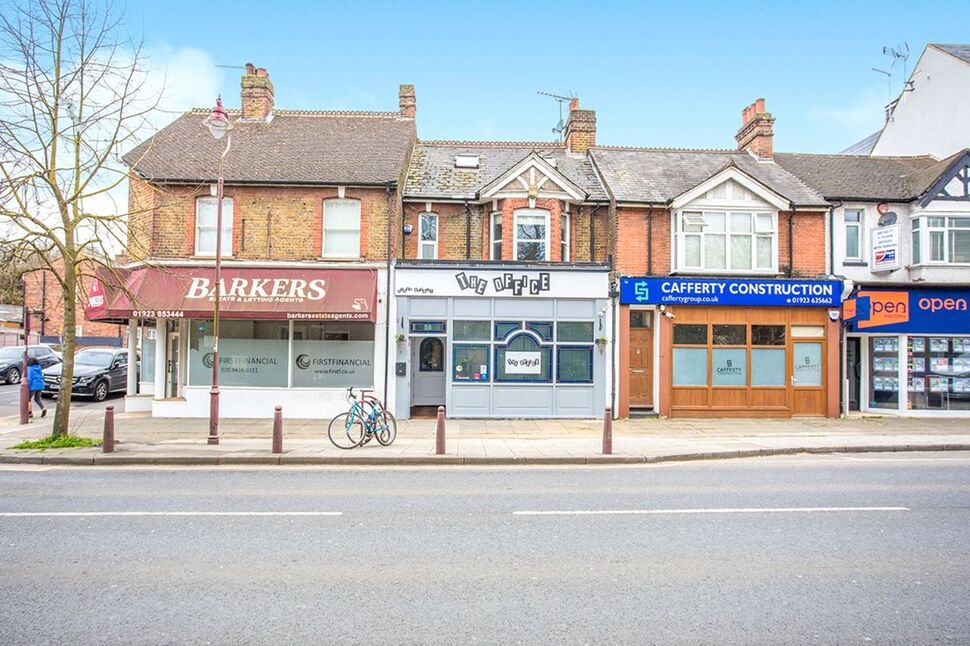 Flat Watling Street in Hertsmere