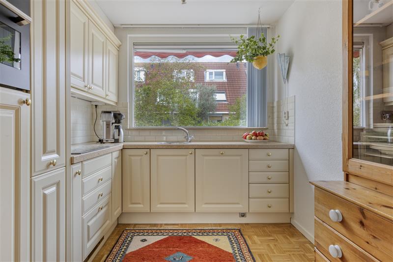 Tussenwoning te koop: Jelle Posthumapad 62, Amsterdam