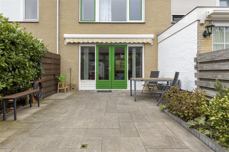 Tussenwoning te koop: Jelle Posthumapad 62, Amsterdam