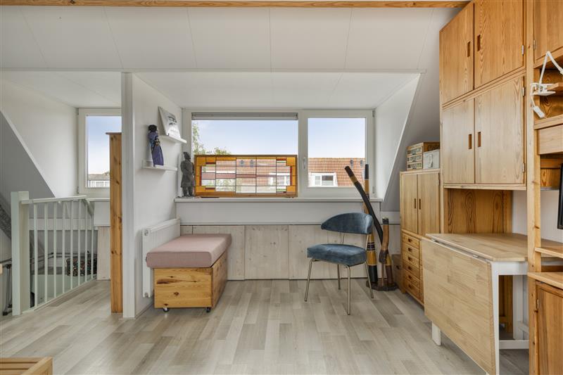 Tussenwoning te koop: Jelle Posthumapad 62, Amsterdam