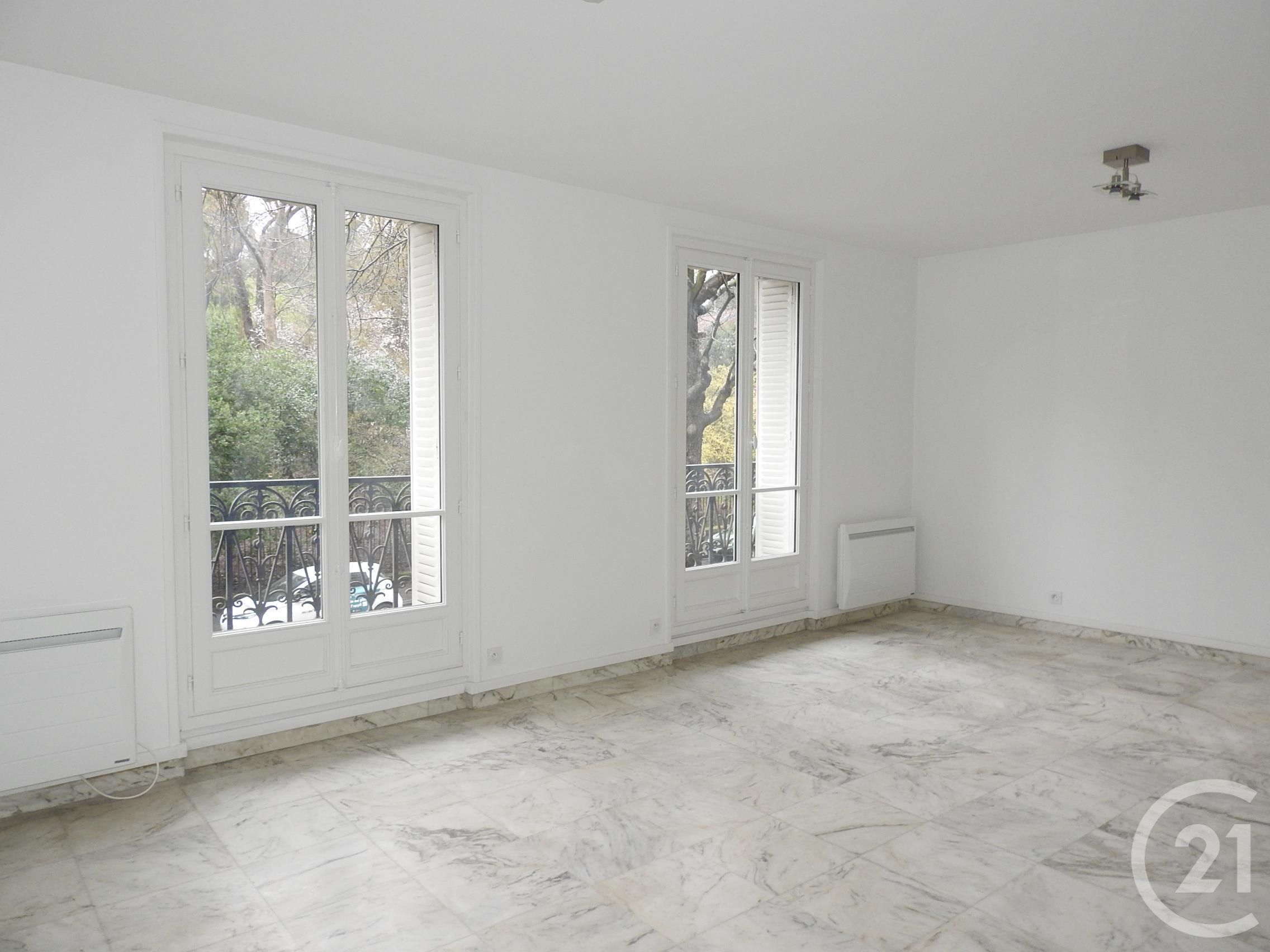 Flat Rue Manin in Paris