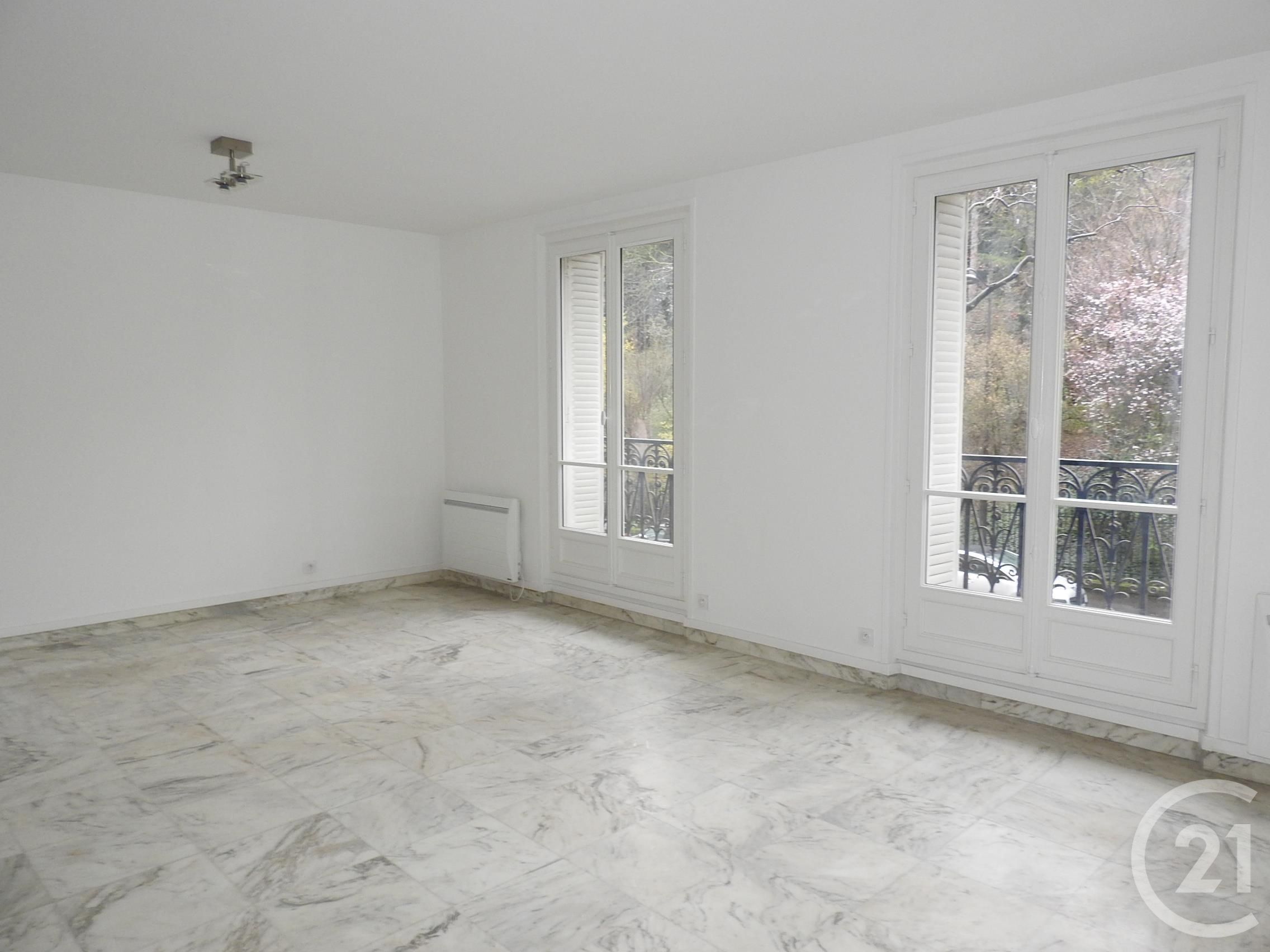 Flat Rue Manin in Paris