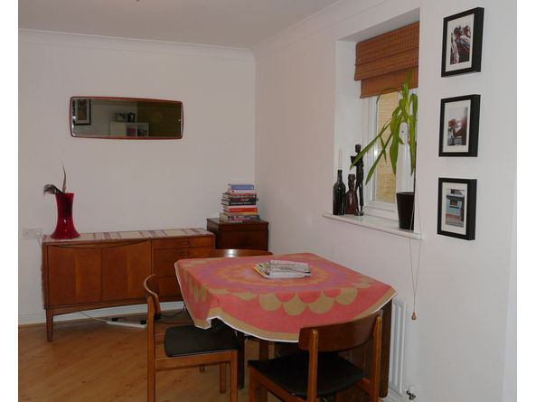 Flat Prince Edward Road in Greater London