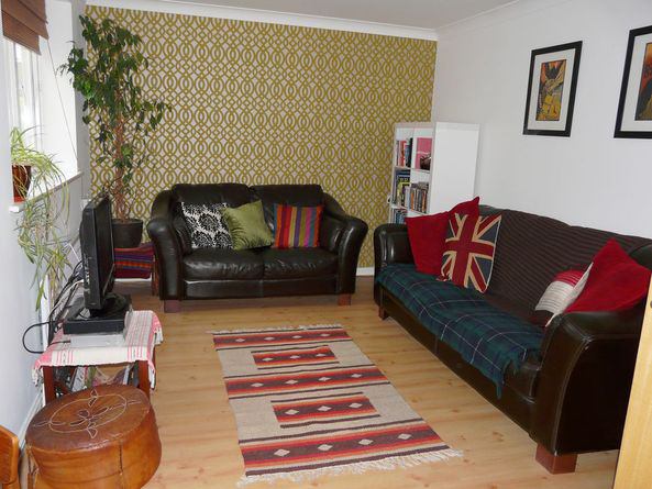 Flat Prince Edward Road in Greater London